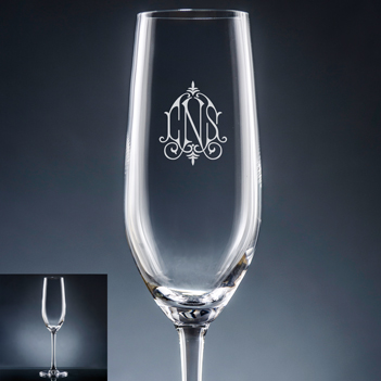 Engraved Monogrammed Diamond Patterned Wine Glass– Crystal Imagery